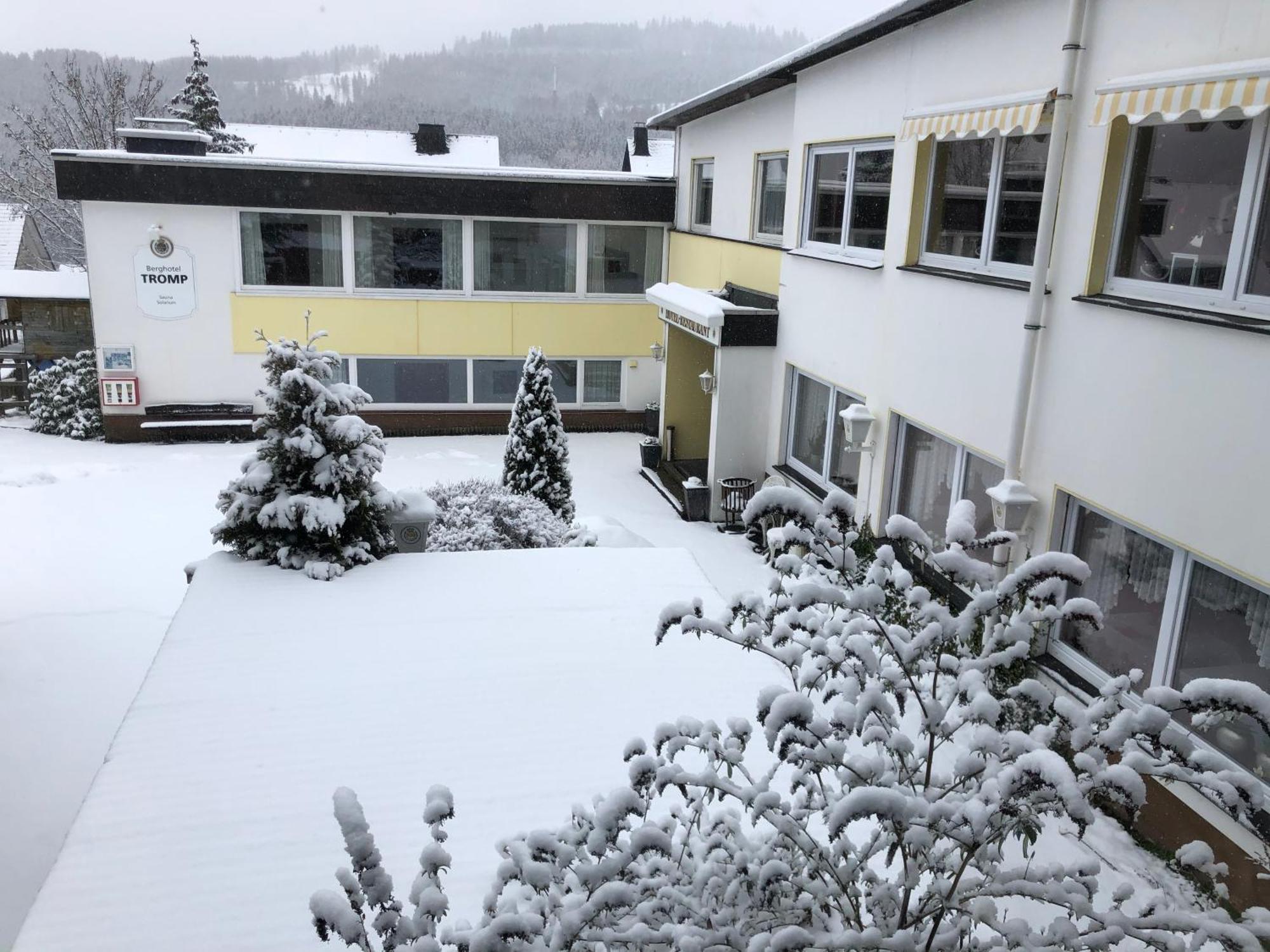 Berghotel Natura Bed & Breakfast Winterberg Ngoại thất bức ảnh